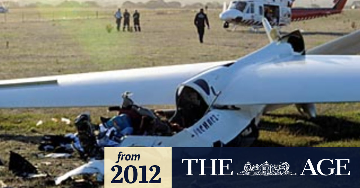 Ararat glider crash leaves two dead